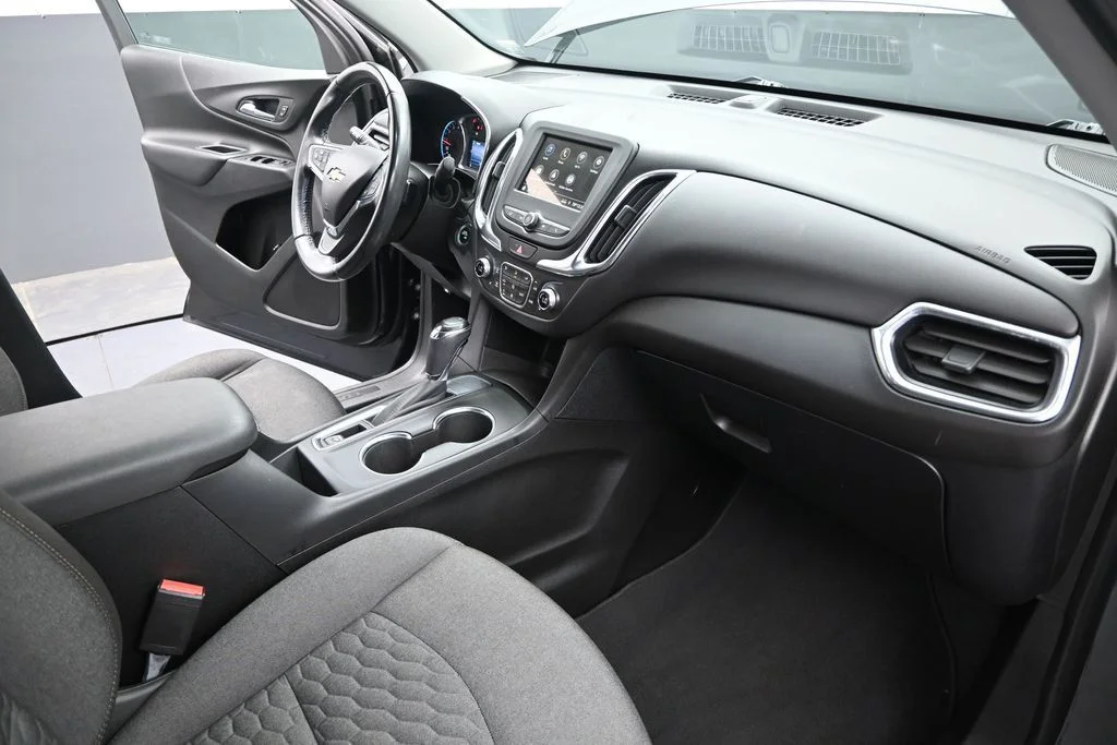 Used 2019 Gray Chevrolet LT image 31