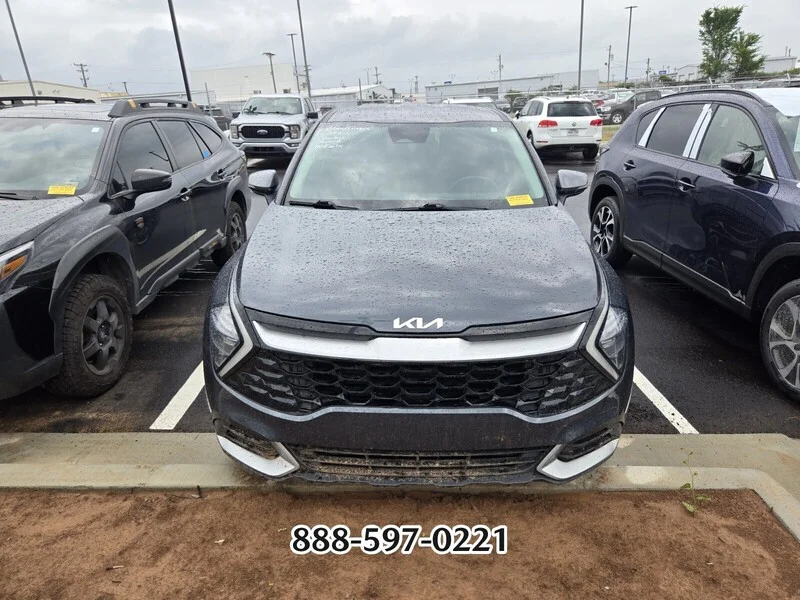 Used 2023 Gray KIA EX image 11