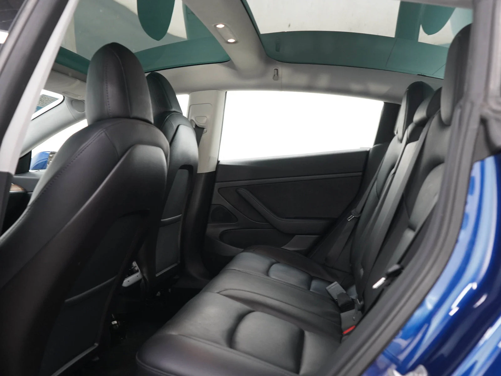 Used 2020 Blue Tesla Standard image 13