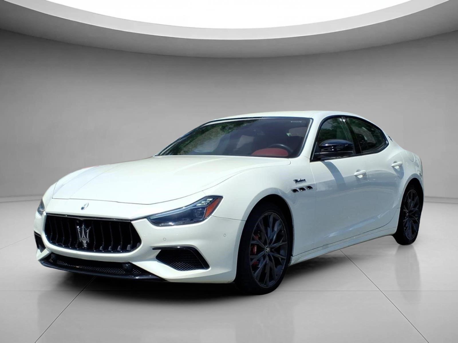 2022 Maserati Ghibli Modena's photo