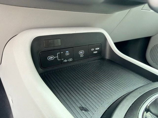 Used 2024 White Hyundai SEL image 43