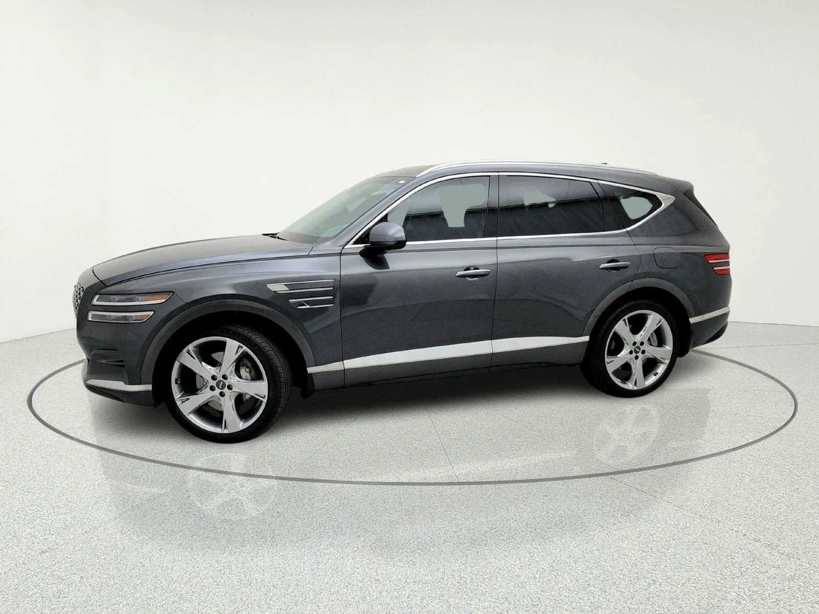 Used 2023 Himalayan Gray Genesis PRESTIGE image 15