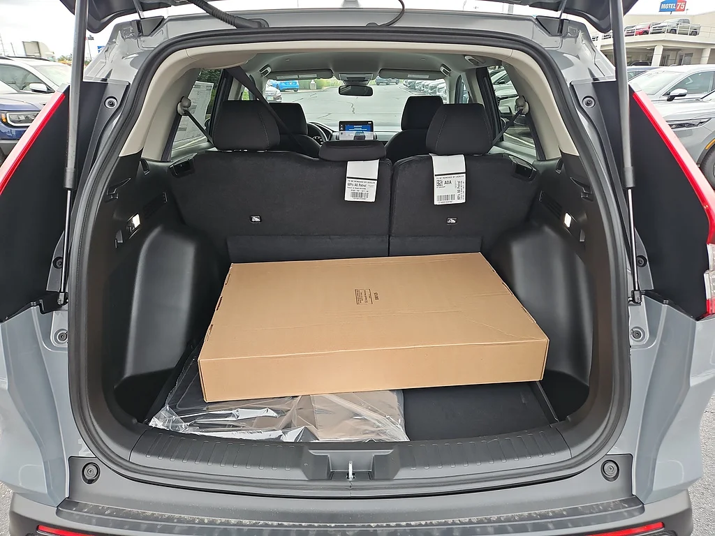 2026 Honda CR-V LX, photo 9 of 12