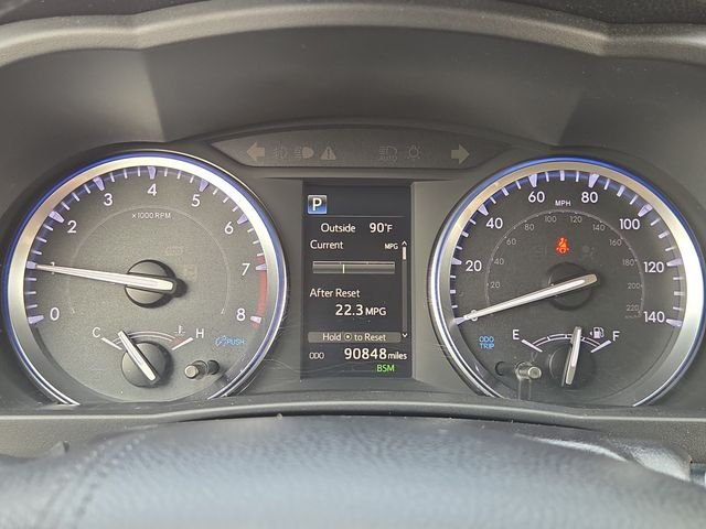Used 2019 Blizzard Pearl Toyota XLE image 25