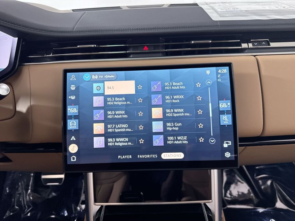 New 2026 Santorini Black Land Rover SE LWB image 16