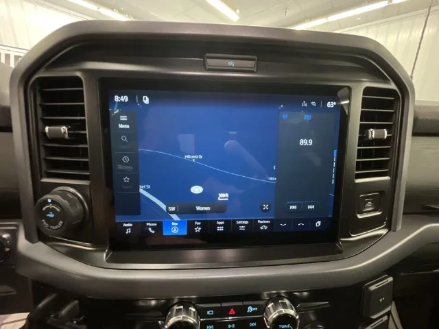 New 2026 Oxford White Ford XLT image 18