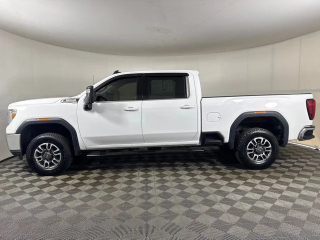 Used 2022 White GMC SLE image 7