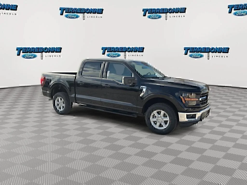 New 2026 Agate Black Metallic Ford XLT image 2