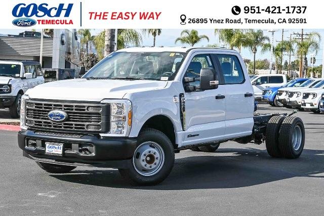 New 2026 Oxford White Ford F-350® XL image 29