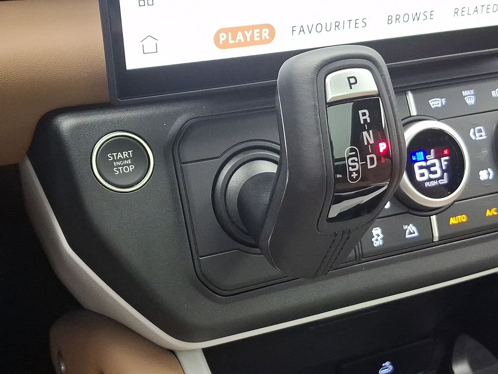 New 2026 Woolstone Green Land Rover X-Dynamic SE image 11