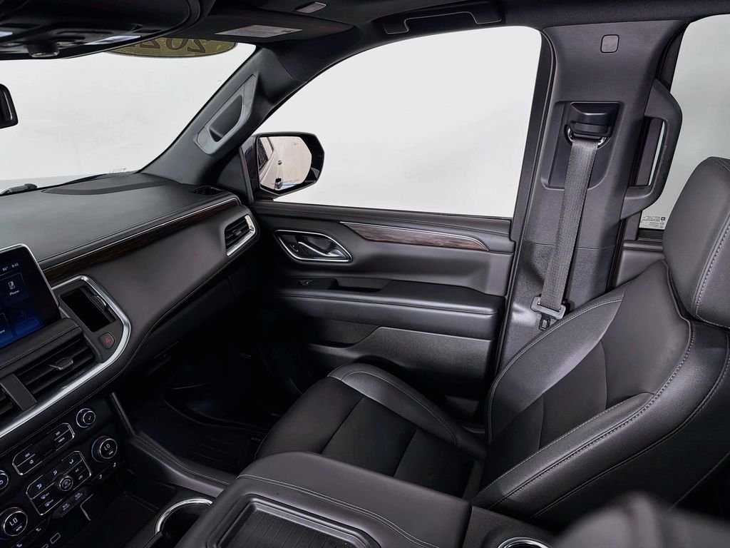 Used 2022 Midnight Blue Metallic Chevrolet Z71 image 25