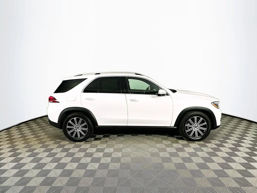 Used 2024 White Mercedes-Benz GLE 450 image 5