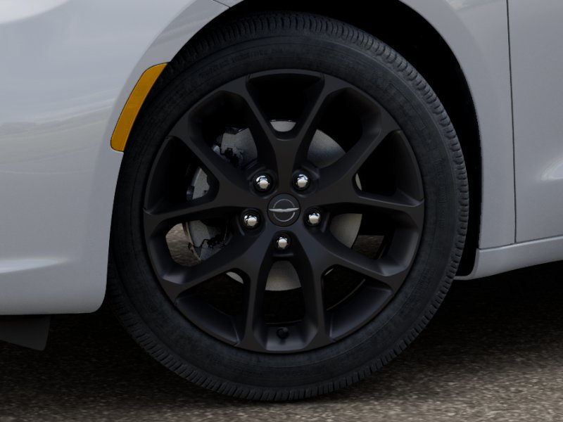 New 2026 Bright White Clear-Coat Exterior Paint Chrysler Select image 32