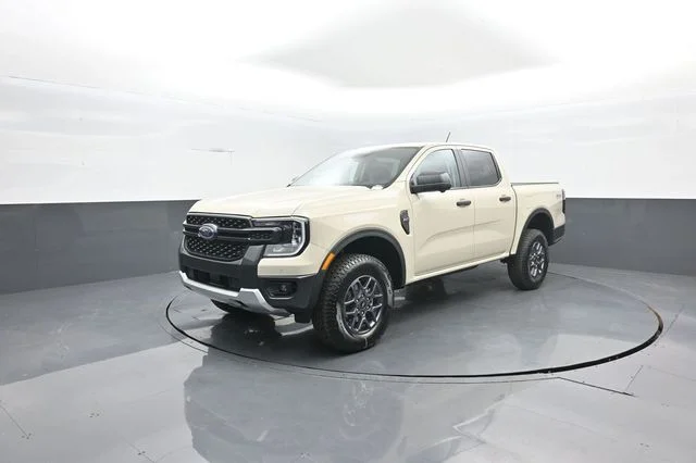 New 2026 Desert Sand Ford XLT image 4