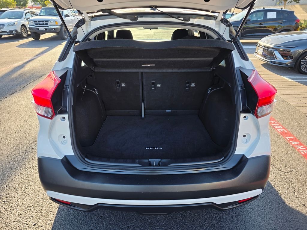 2018 Nissan Kicks SR - Photo 12