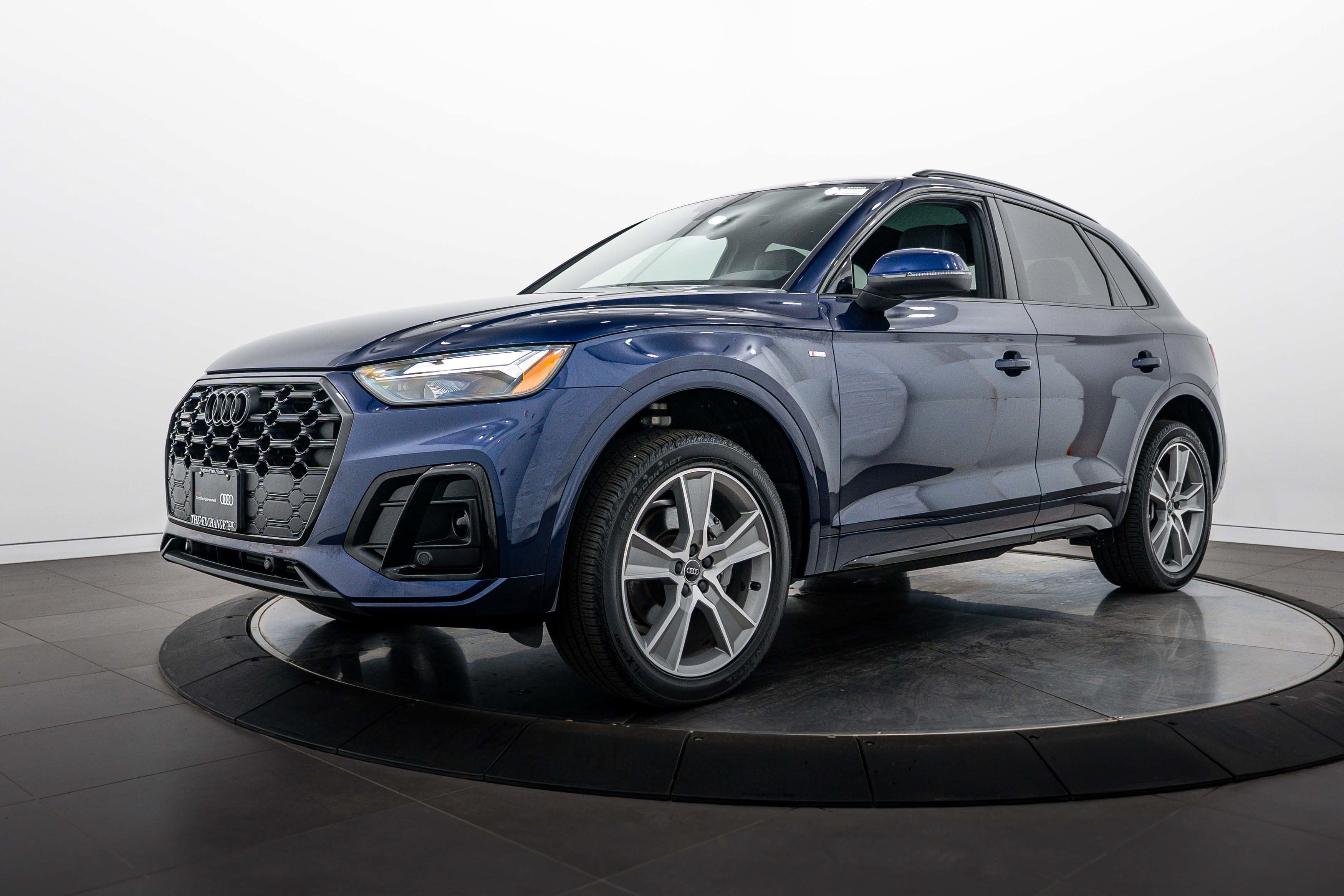 Certified Used 2025 Navarra Blue Metallic Audi S line Premium image 6