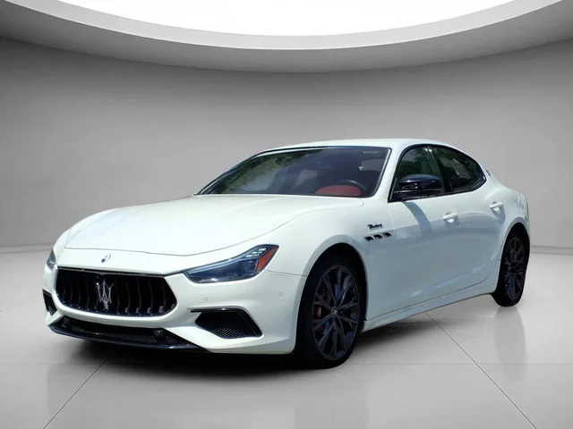 2022 Maserati Ghibli Modena