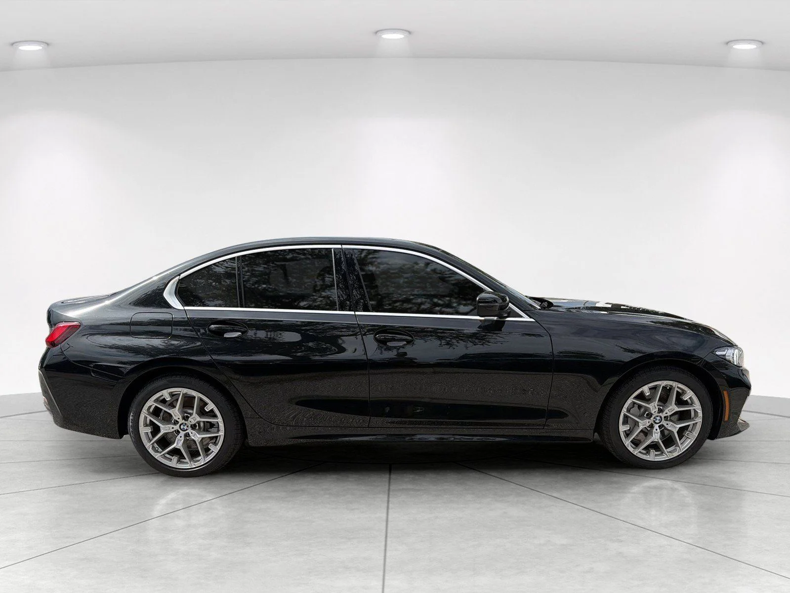 Certified Used 2025 Black Sapphire Metallic BMW 330i image 3