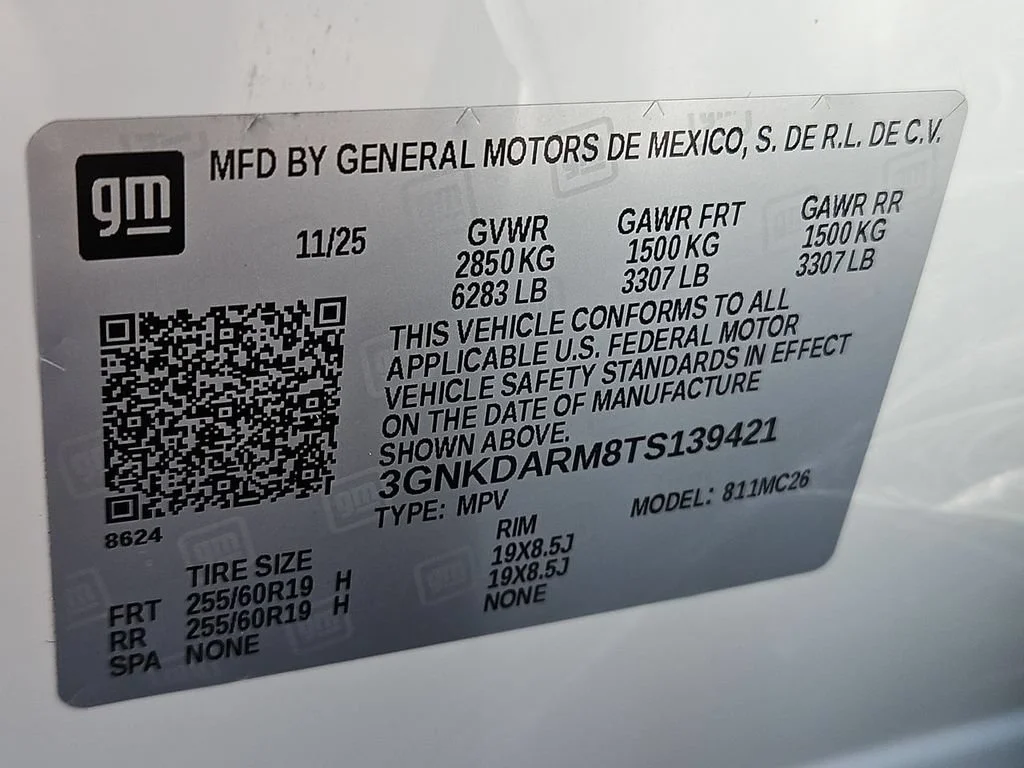 New 2026 Summit White Chevrolet LT image 32