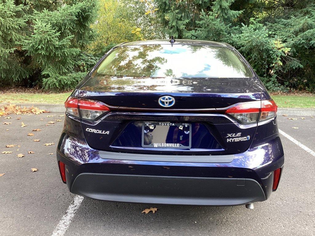 Certified Used 2024 Silver Toyota XLE image 21