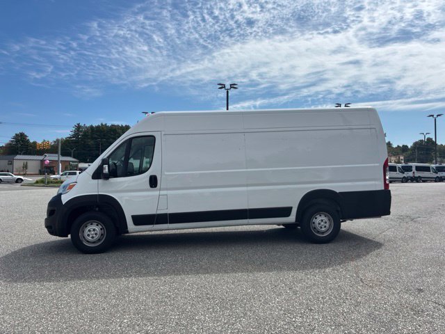 Used 2023 White Ram High Roof image 4