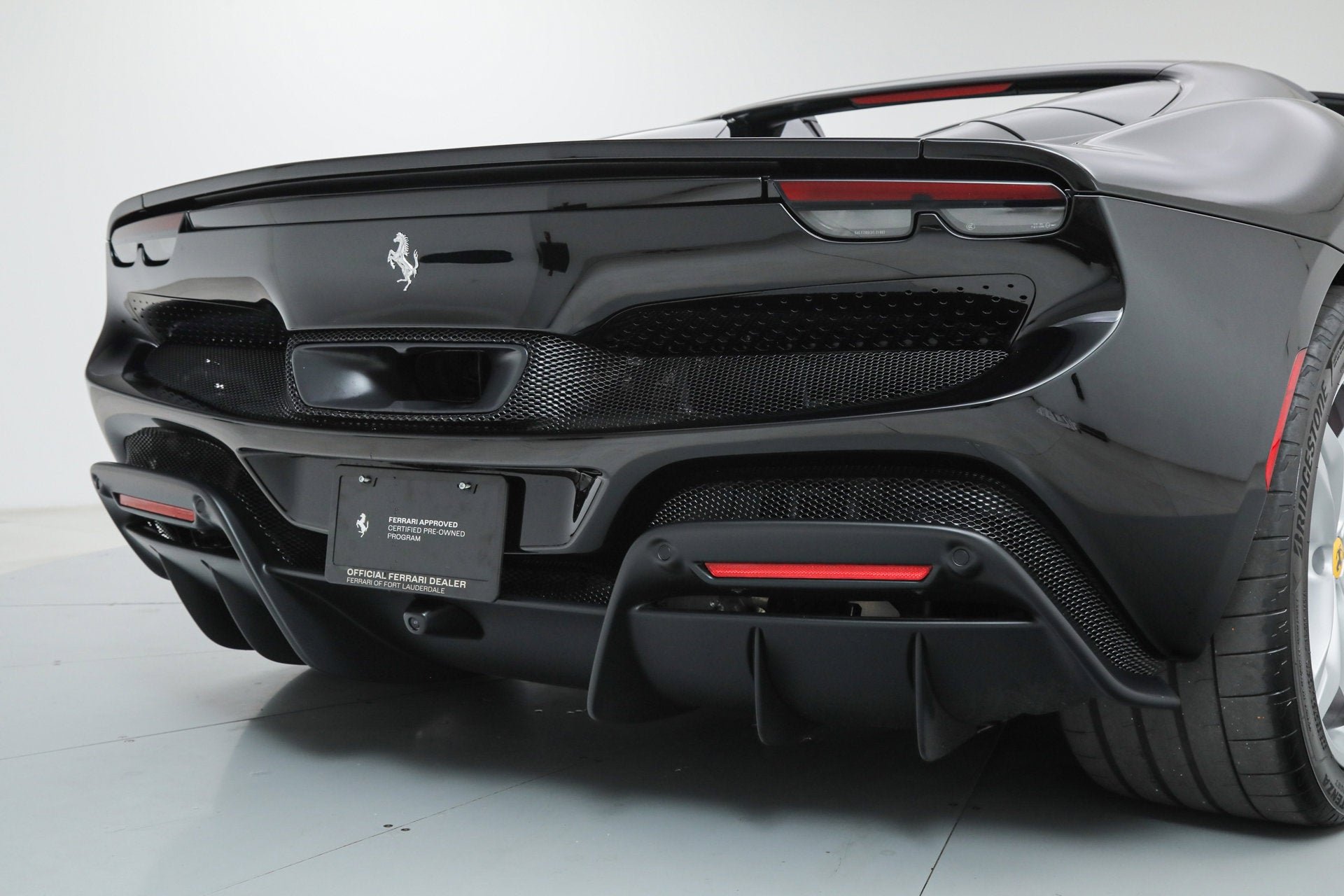 Certified Used 2025 Nero Ferrari  image 36