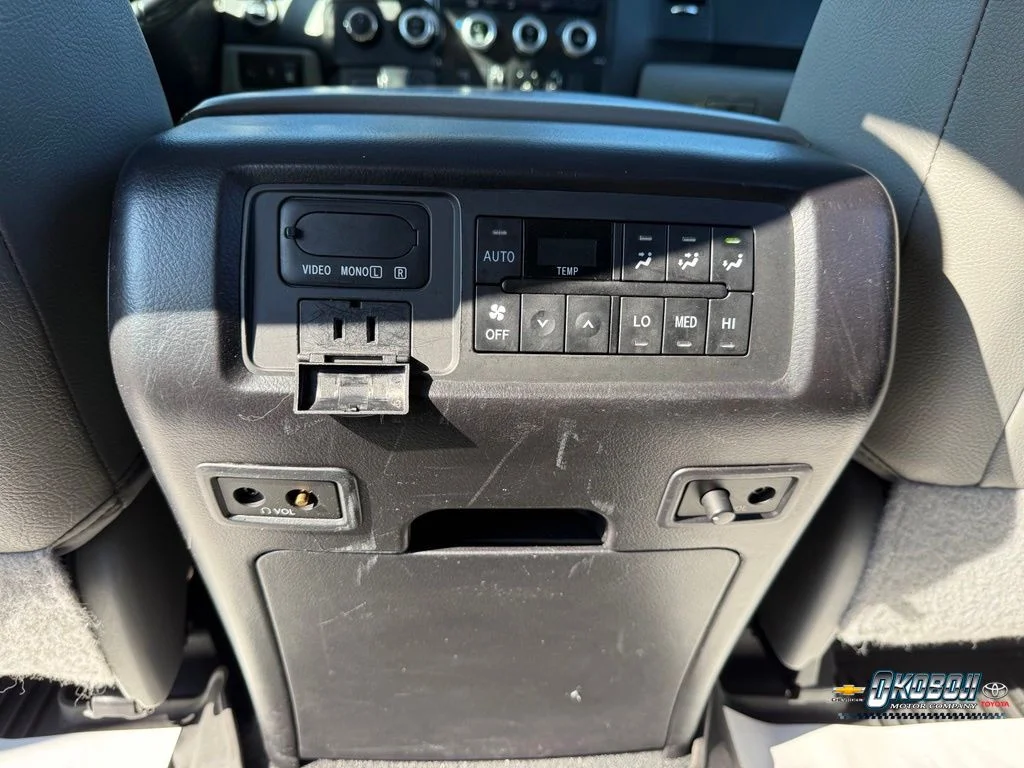 2020 Toyota Sequoia Limited - Photo 18