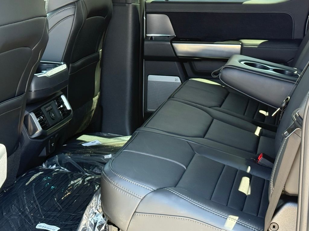 New 2026 Avalanche Ford Platinum® image 7