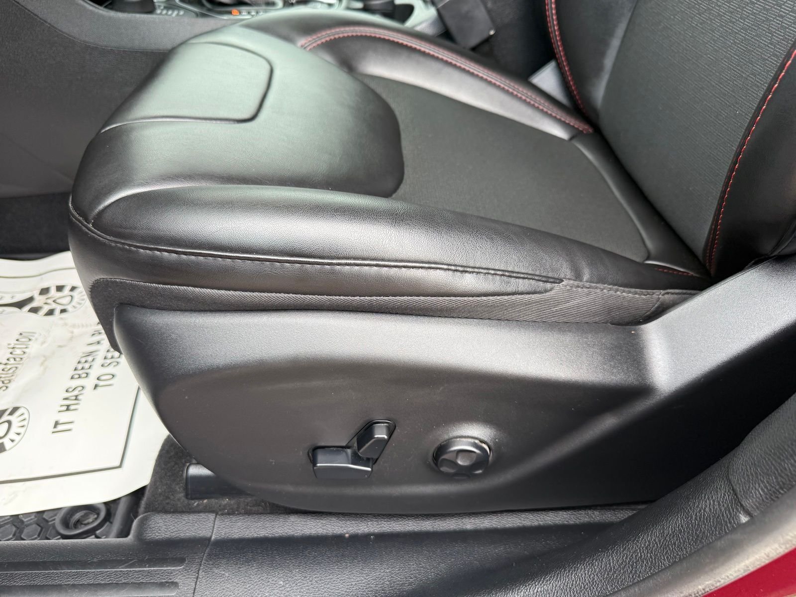 2021 Jeep Cherokee Trailhawk - Photo 33