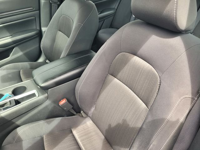 Used 2025 Red Nissan 2.5 SV image 13