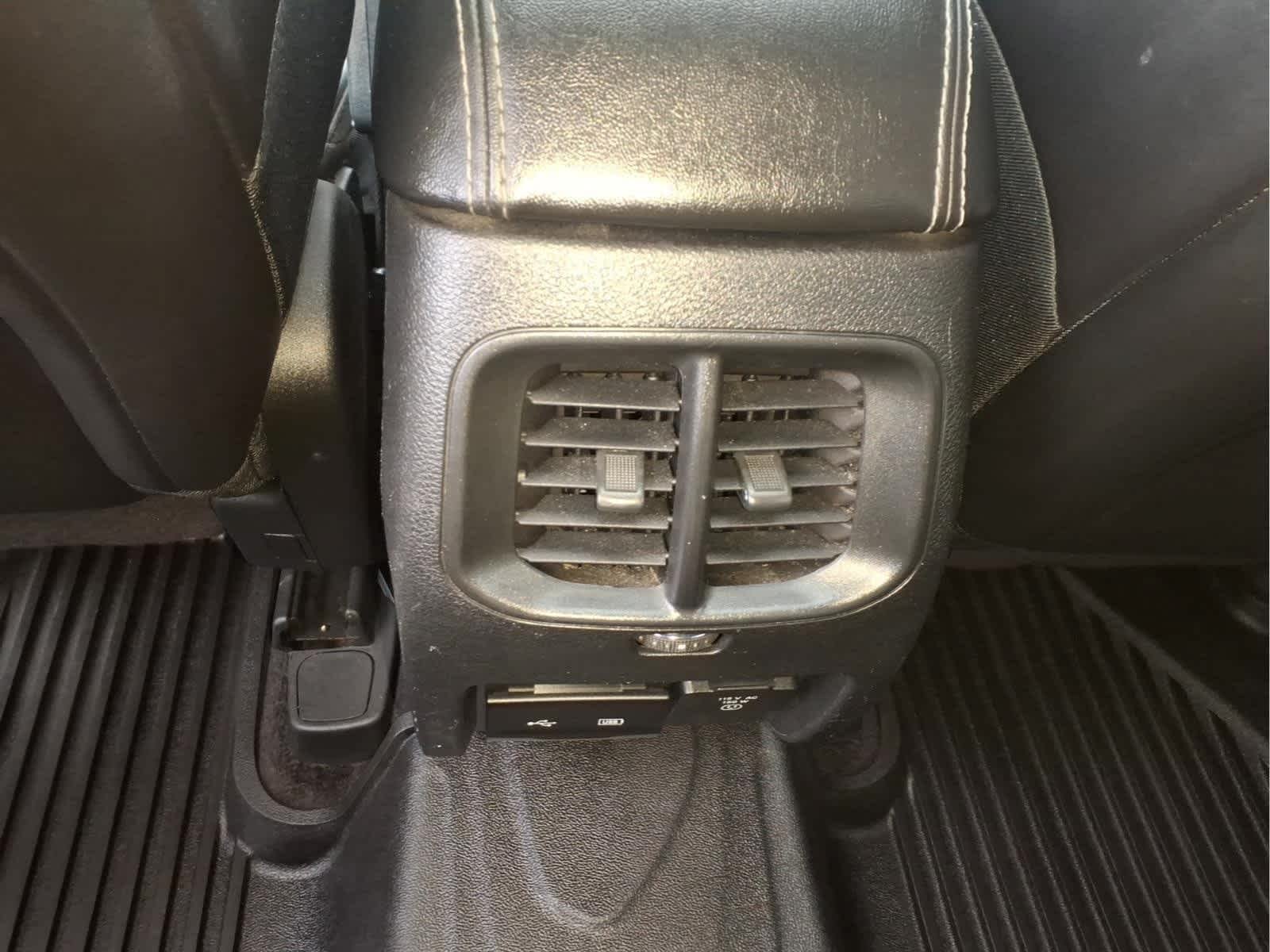 Used 2019 Bright White Clearcoat Jeep Limited image 13