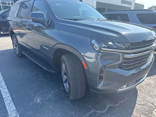 Used 2021 Gray Chevrolet LT image 2