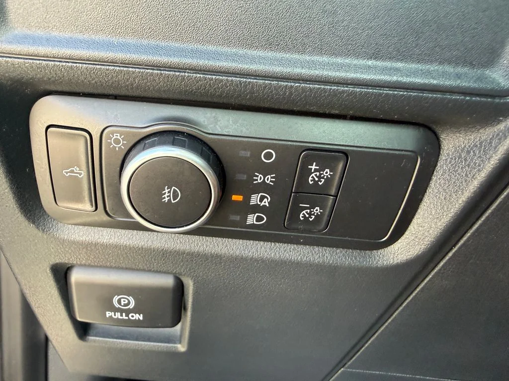 Used 2021 Gray Ford XL image 19