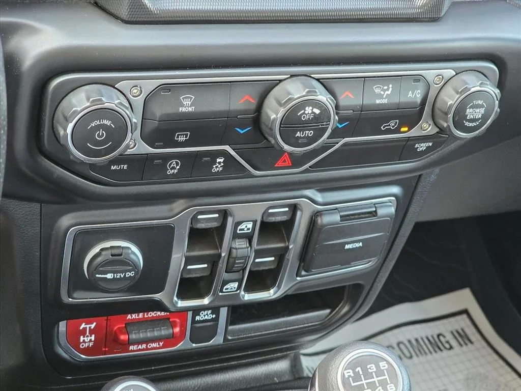 Used 2022 Red Jeep Mojave image 18