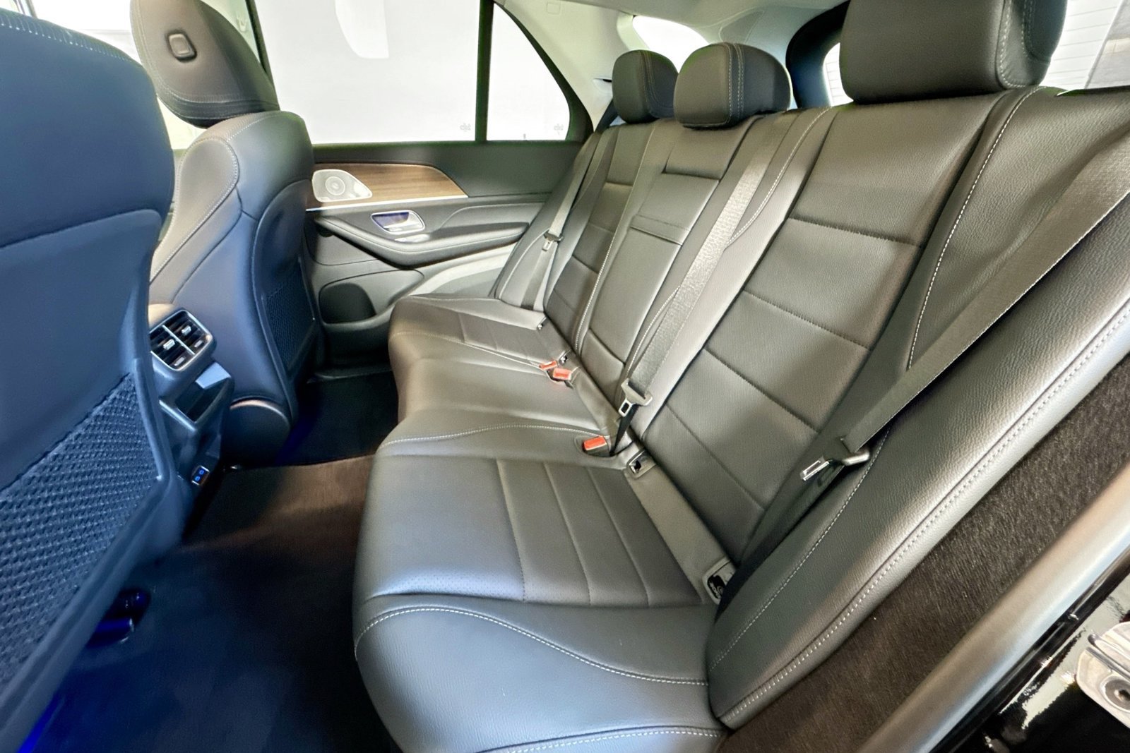 New 2026 Black Mercedes-Benz GLE 450 image 22
