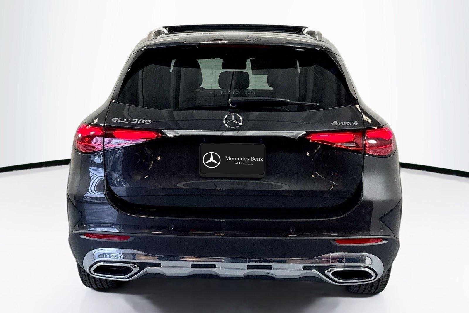 New 2026 Graphite Grey Metallic Mercedes-Benz GLC 300 image 6