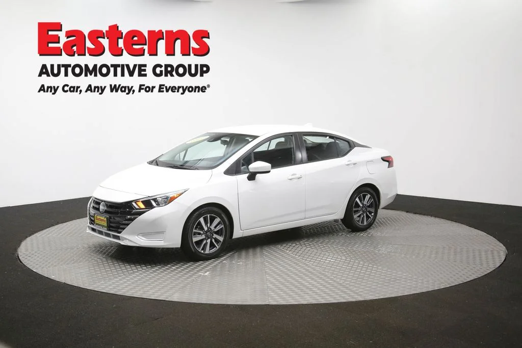 Used 2023 White Nissan 1.6 SV image 56