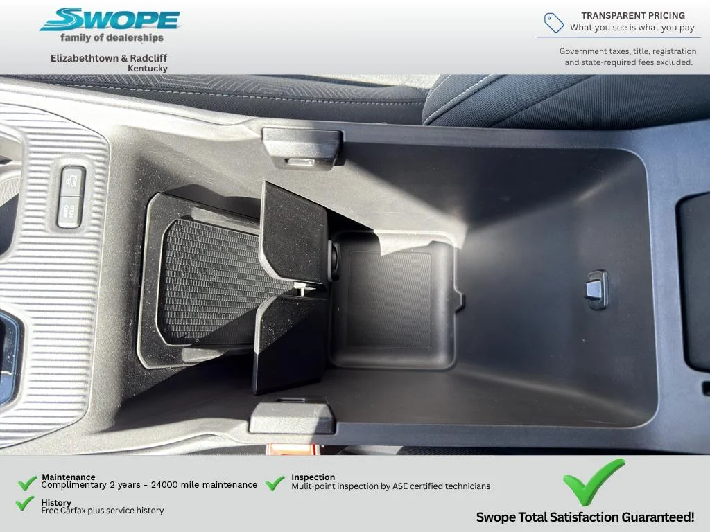 New 2026 Bright White Clear-Coat Exterior Paint Jeep Laredo image 23