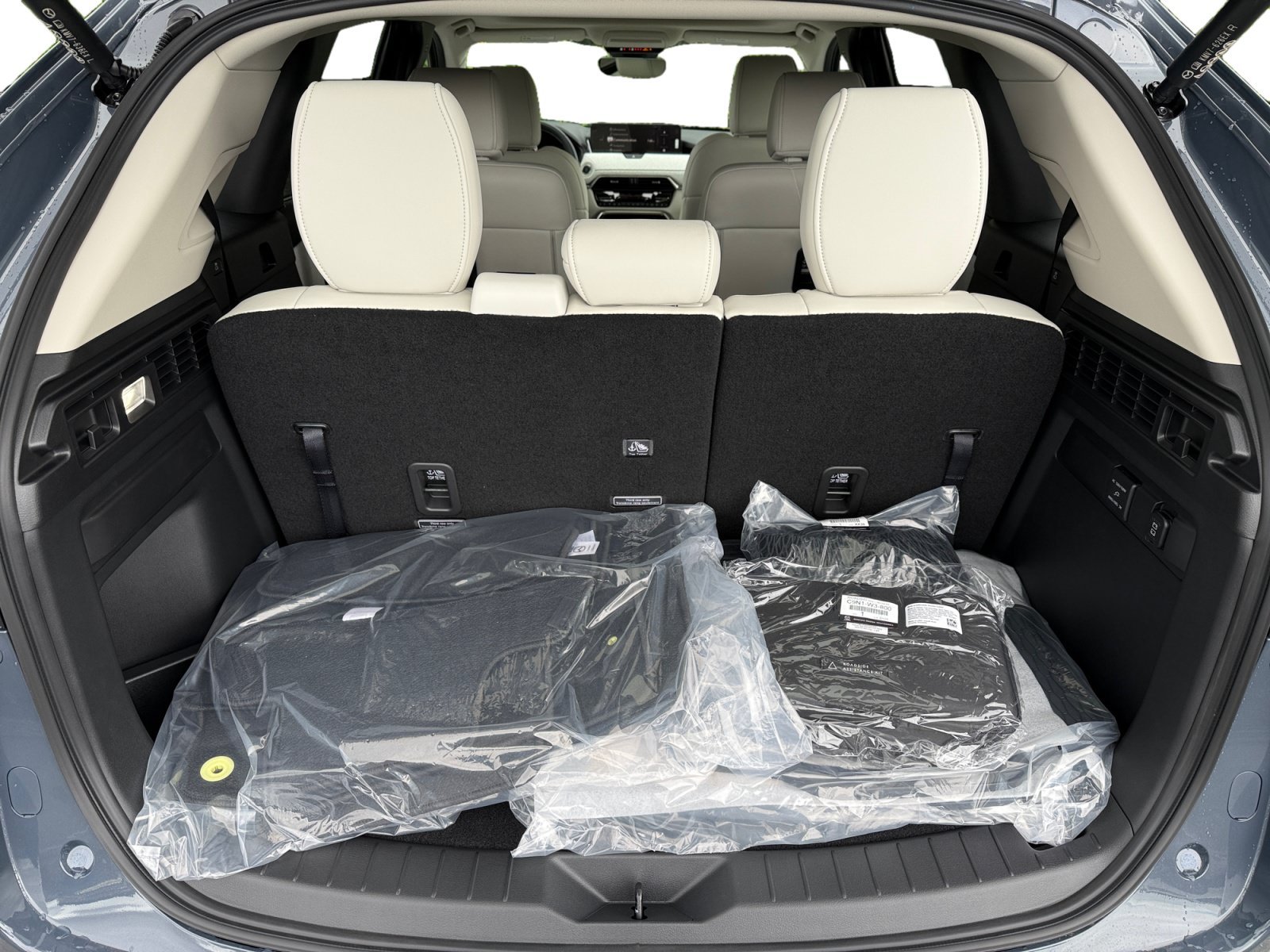 New 2026 Polymetal Gray Metallic Mazda S Premium Plus image 17