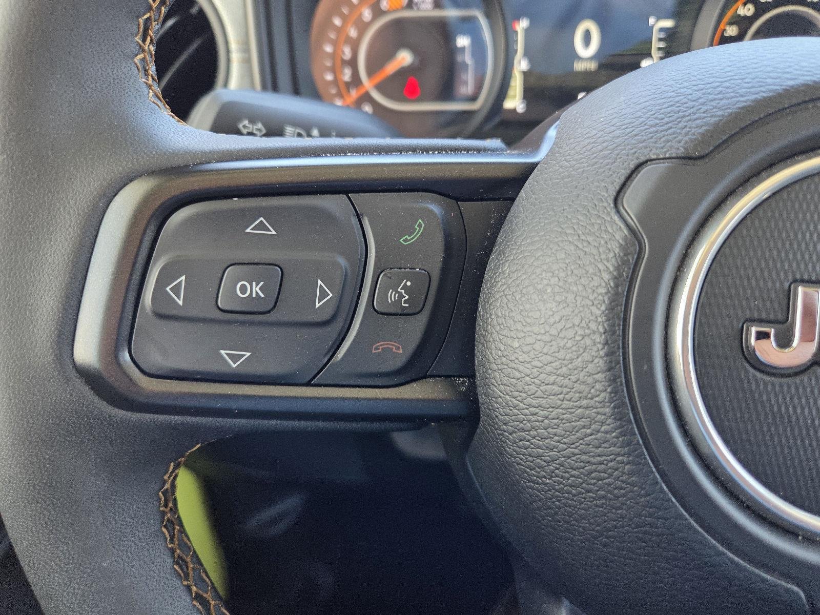 Used 2024 YELLOW JEEP SPOR image 11