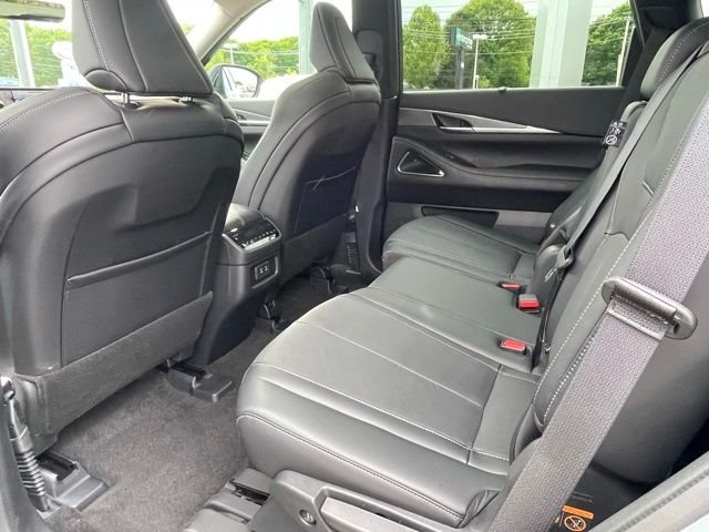 Certified Used 2026 Gray INFINITI LUXE image 12