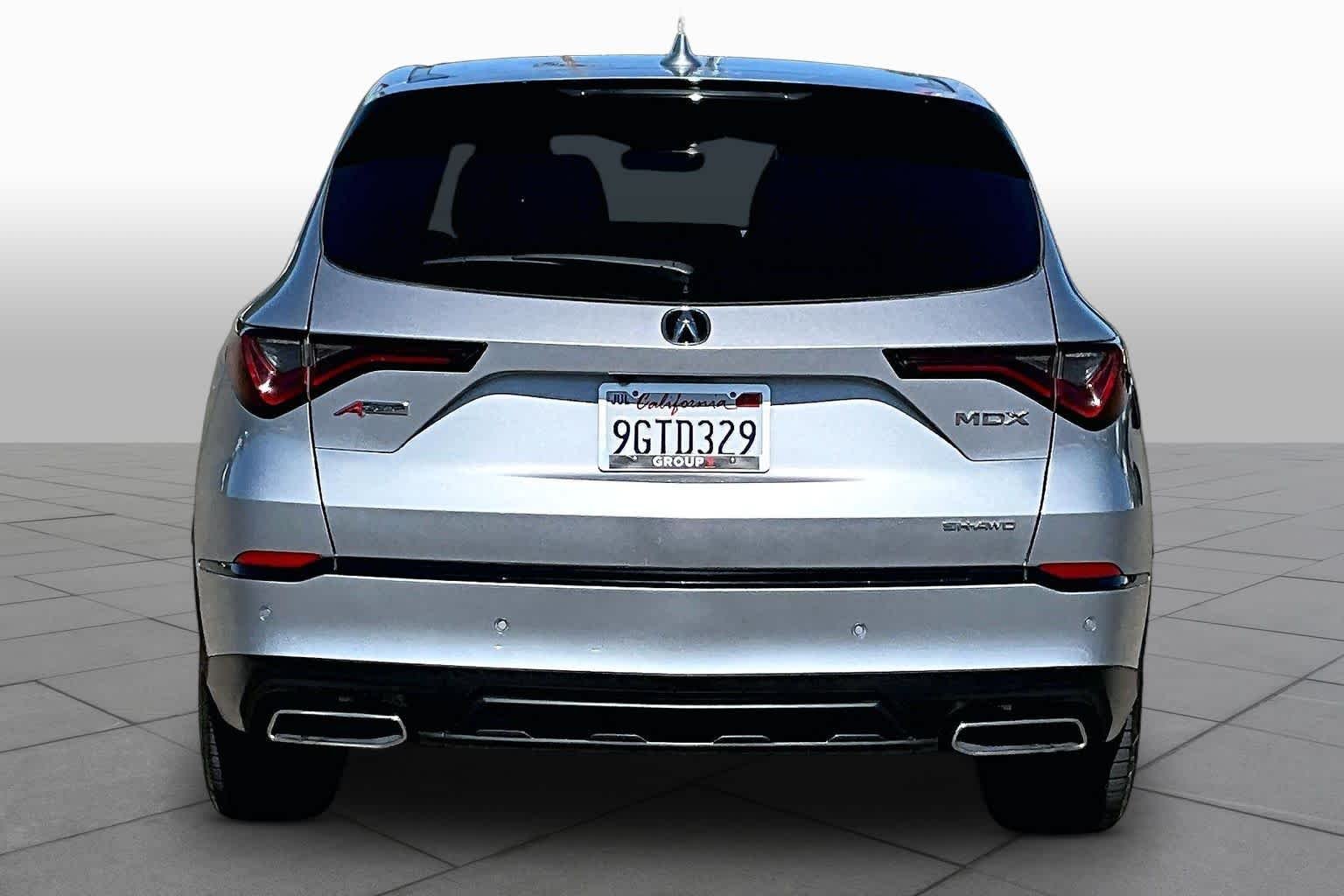 Used 2023 Lunar Silver Metallic Acura w/A-Spec Package image 4