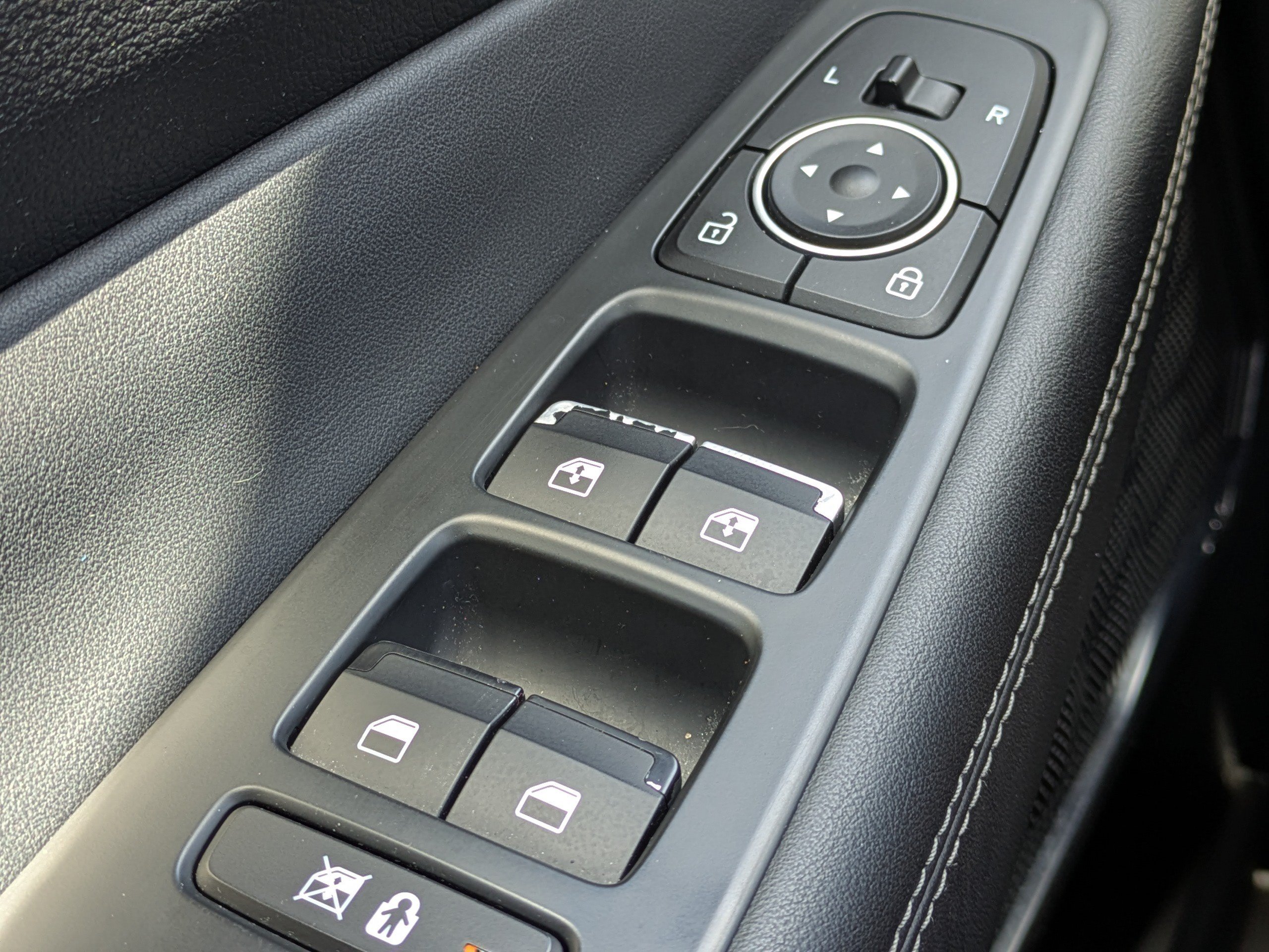 2019 Hyundai Santa Fe Ultimate - Photo 25