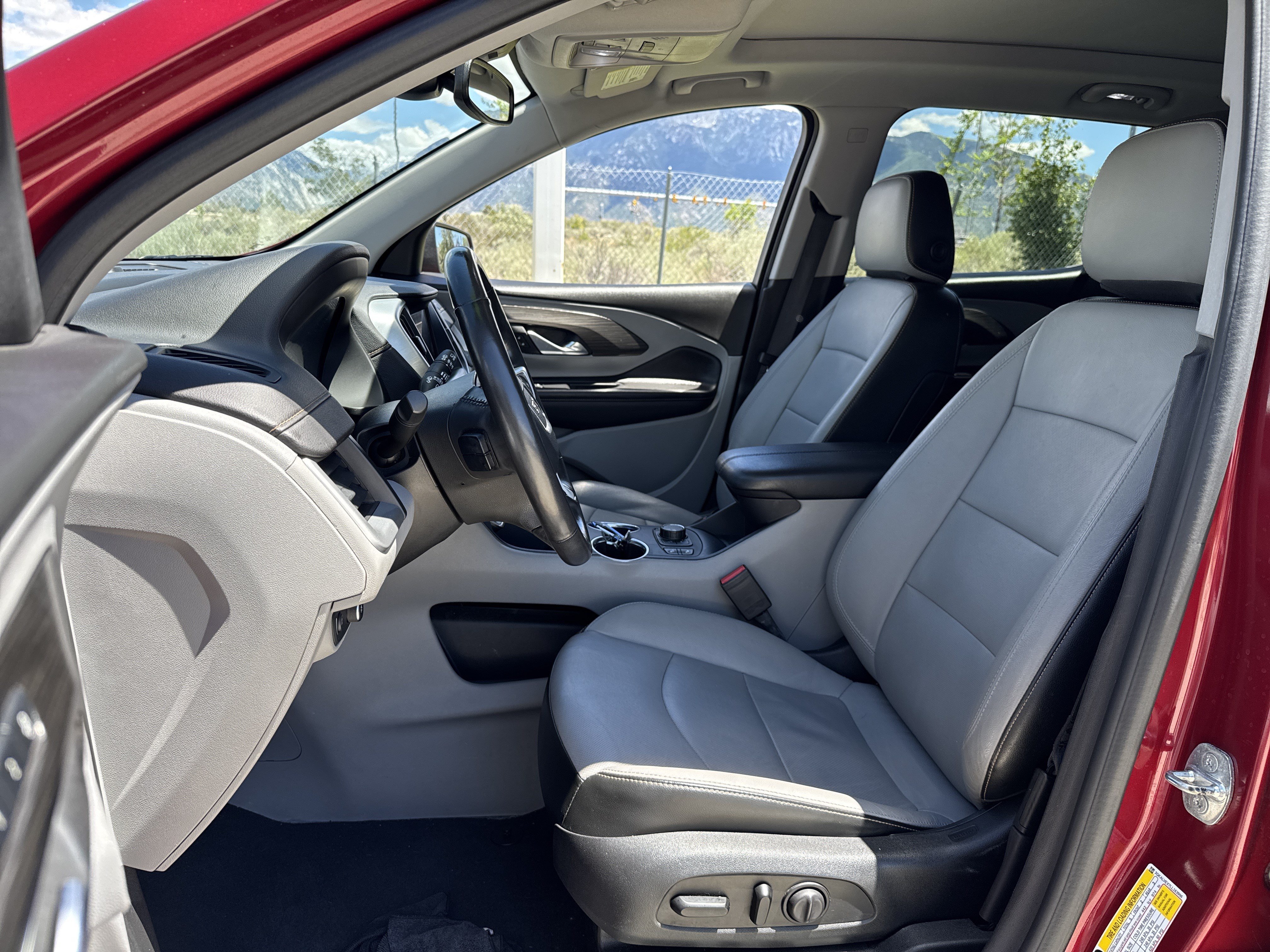 Used 2020 RED QUARTZ TINTCOAT GMC SLT image 19