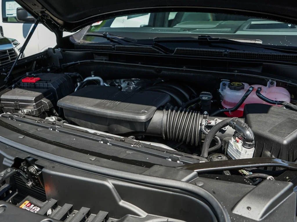2026 GMC Yukon AT4 - Photo 6
