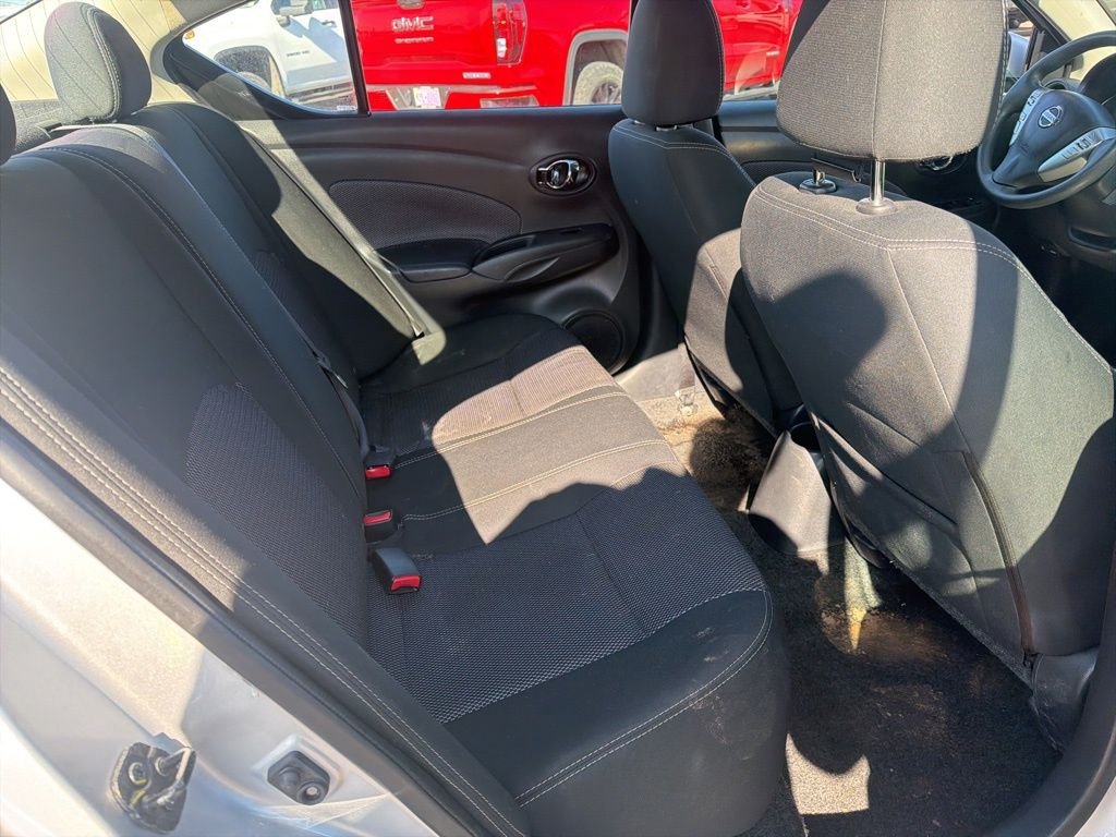 Used 2018 Silver Nissan 1.6 SV image 25