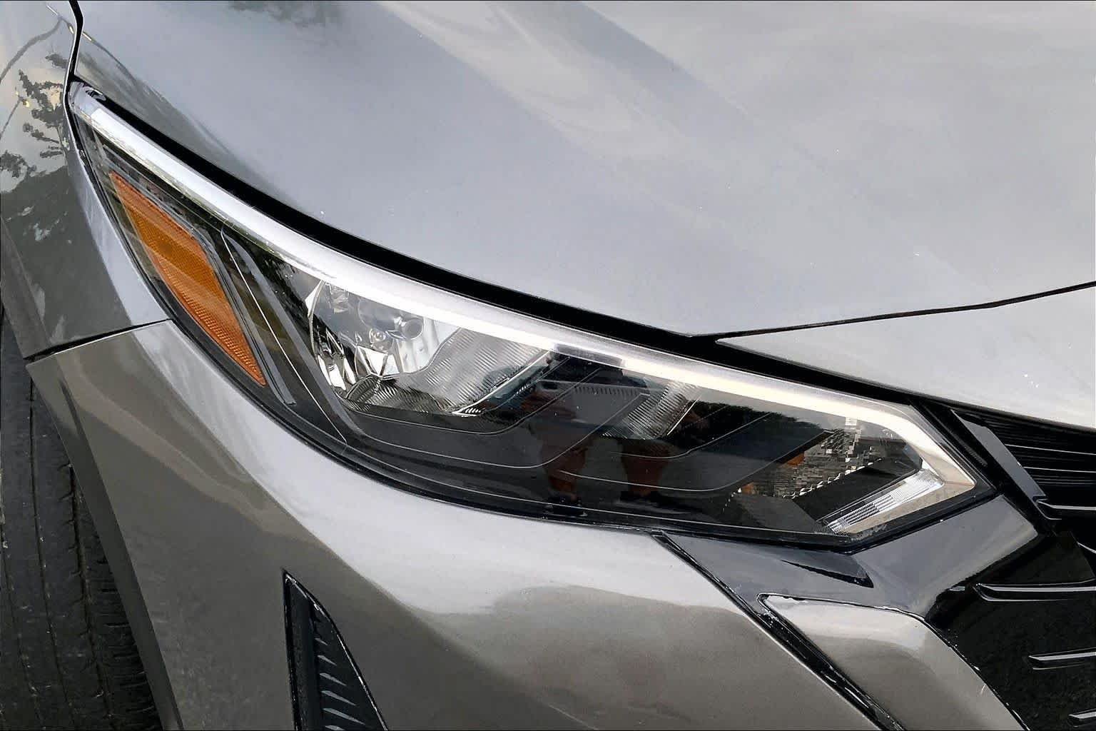Used 2025 Gun Metallic Nissan SV image 22