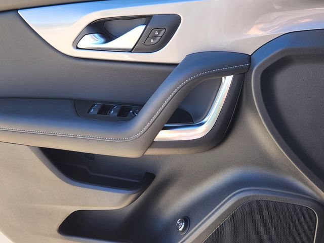 2025 Chevrolet Blazer 2LT - Photo 17