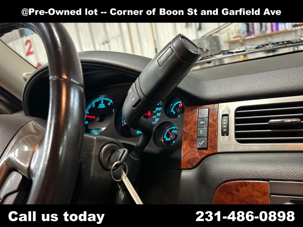 Used 2013 Gray Chevrolet LT image 23