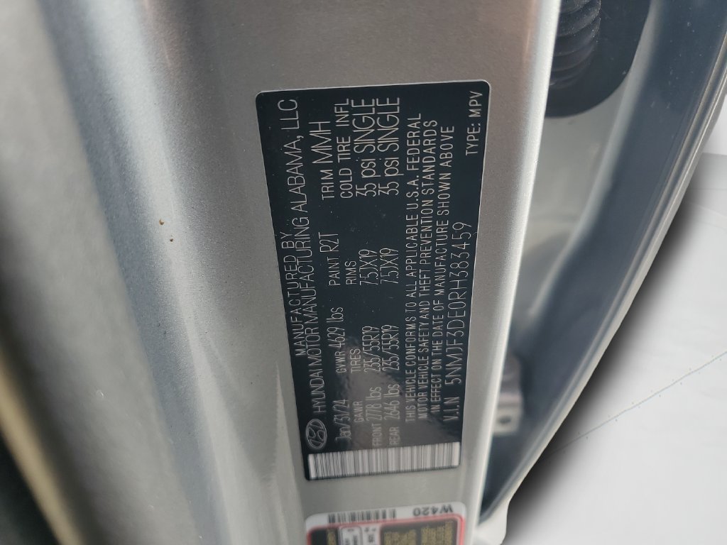 Used 2024 Silver Hyundai SEL image 29